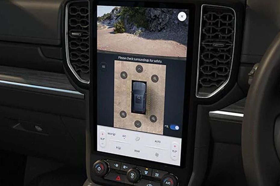 Everest Titanium+ Parking Assist