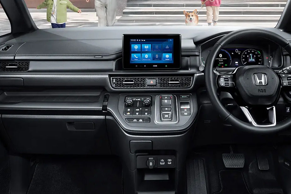 STEP WGN e:HEV Center Console