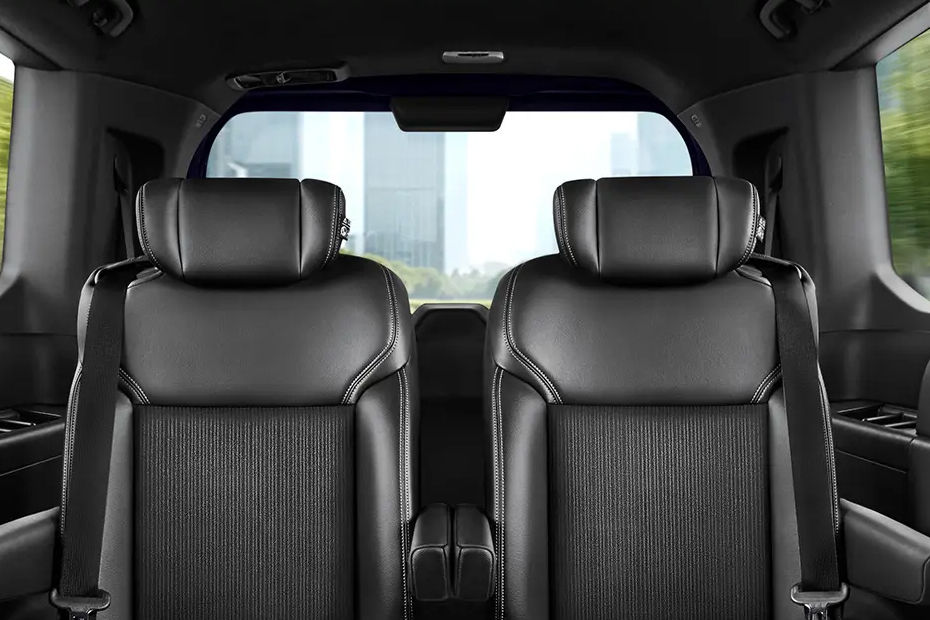 STEP WGN e:HEV Rear Seat Head rest