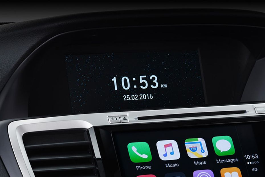 clock in Honda Accord Hybrid