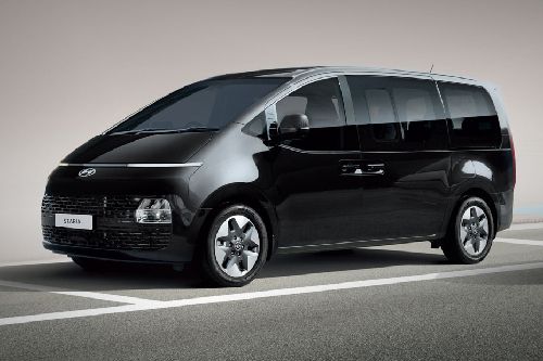 ฮุนได Staria Front Side View