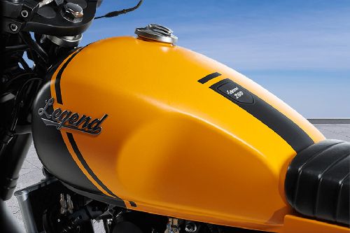 จีพีเอ็กซ์ เลเจนด์ 200 Fuel Tank View