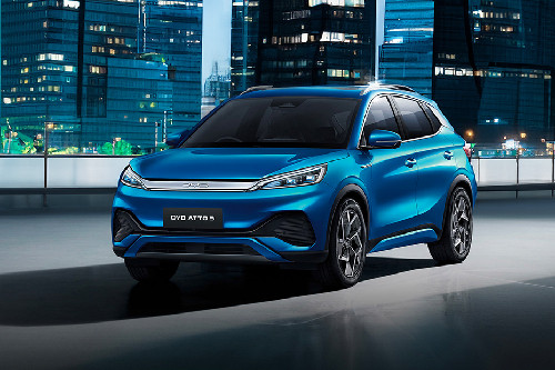 Atto 3 Front angle low view