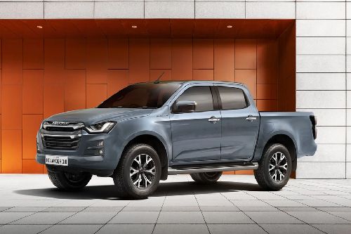 อีซูซุ D-Max 4 Door Front Cross Side View