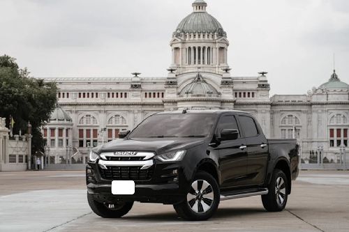 Isuzu D-Max 4 Door Front Medium View