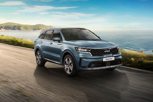 Sorento PHEV Front angle low view