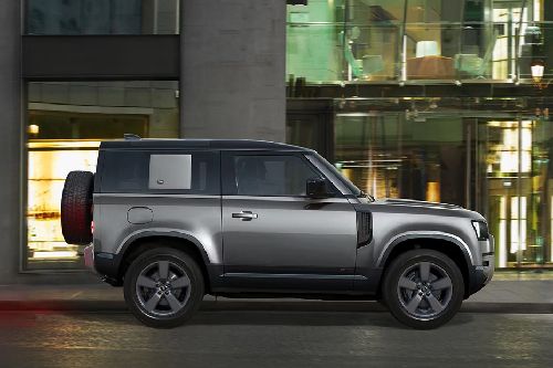 Defender 90 Side view