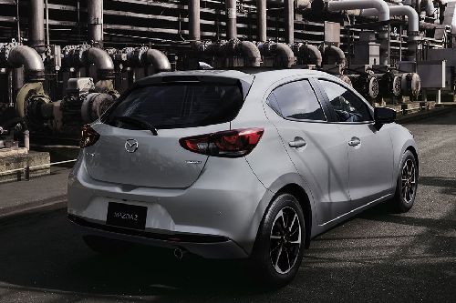 2 แฮชแบ๊ค Rear angle view