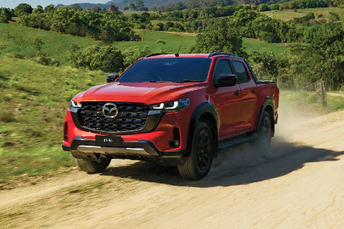 BT-50 Front angle low view