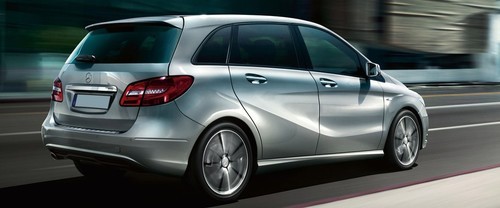 บี-คลาส Rear angle view