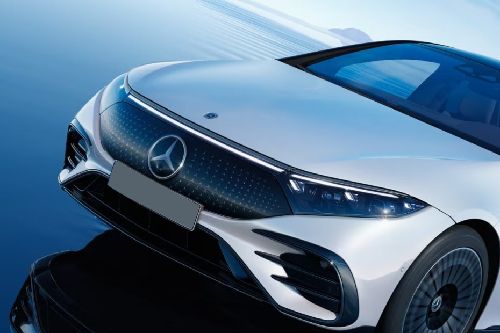 EQS Saloon Grille View