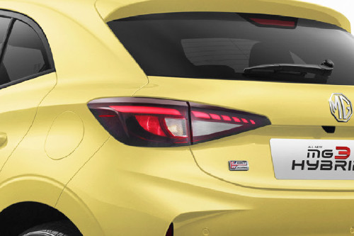 3 Hybrid Plus Tail light