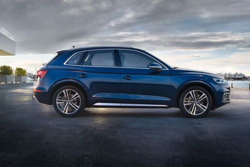 ออดี้ คิว 5 Drivers Sideview