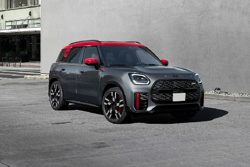 John Cooper Works Countryman Front angle low view