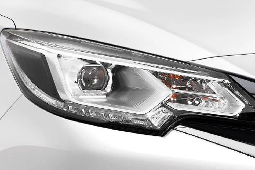 แอททราจ Headlight