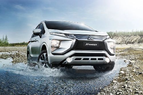 มิตซูบิชิ เอ็กซ์แพนเดอร์ Front Cross Side View