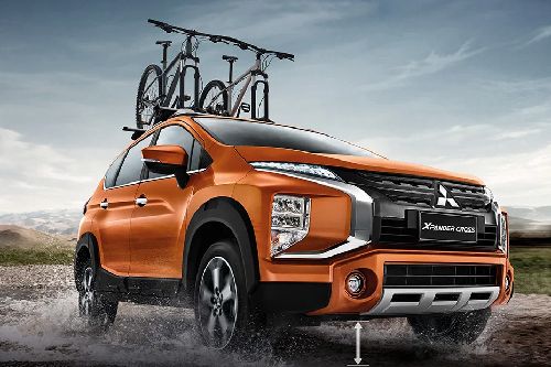 Mitsubishi Xpander Cross Front Medium View