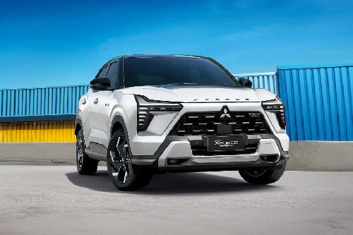 Xforce HEV Front angle low view