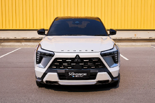 Full Front View of Xforce HEV