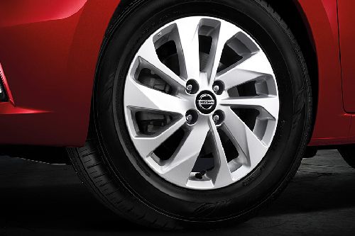 อัลเมร่า Wheel