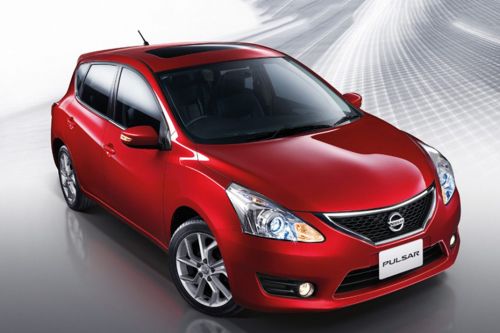 นิสสัน พัลซ่าร์ Front Medium View