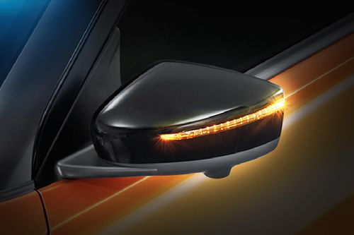 นิสสัน Kicks e-Power Drivers Side Mirror Front Angle