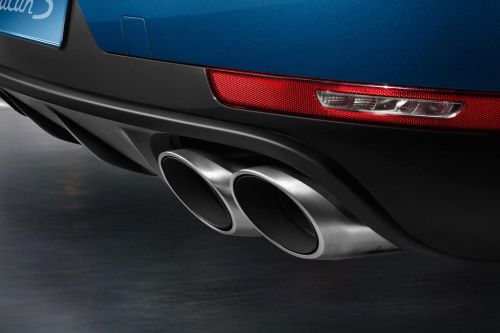 Exhaust Pipe of ปอร์เช่ แมคแคน
