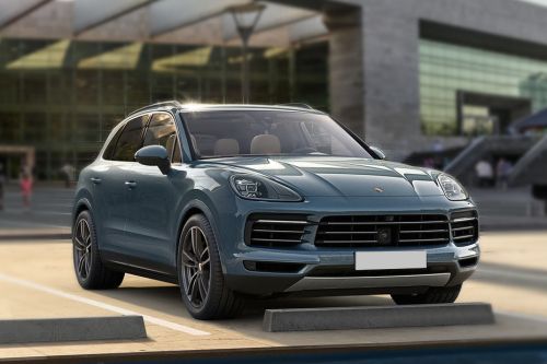 ปอร์เช่ คาเยนน์ Front Cross Side View