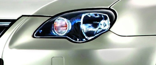 เพอร์โซน่า Headlight