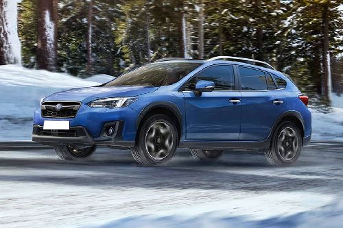 เอ็กซ์วี Front deep low Angle View