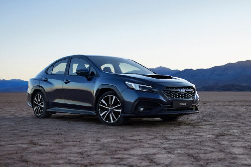 ดับบลิวอาร์เอ็กซ์ Front deep low Angle View