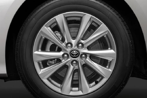 Corolla Altis Wheel