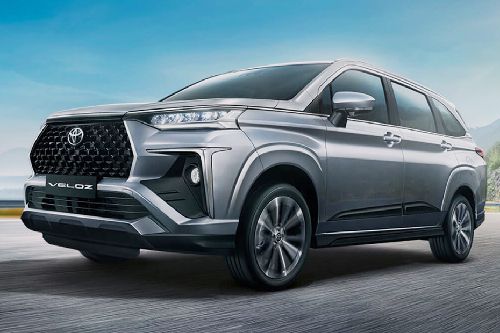 Veloz Front deep low Angle View