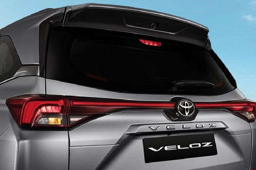 Veloz Tail light