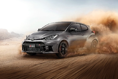 GR Yaris Front angle low view