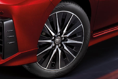 Yaris Ativ GR Sport Wheel
