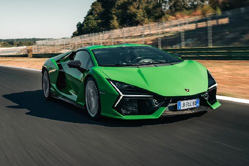 Revuelto Front angle low view