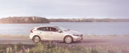 วอลโว่ วี 40 Drivers Sideview