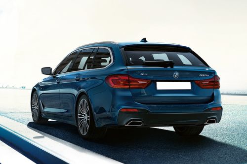 Rear Cross Side View of บีเอ็มดับเบิลยู ซีรีย์ 5 ทัวริง
