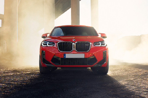 Full Front View of X4 M