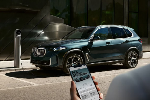 บีเอ็มดับเบิลยู X5 Front Side View