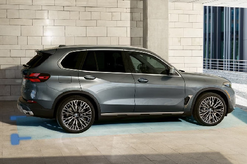X5 Rear Medium Side View