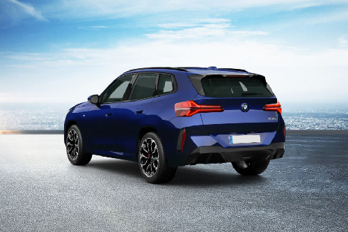 Rear Cross Side View of บีเอ็มดับเบิลยู X3