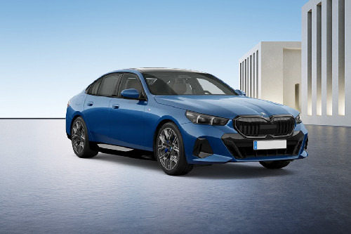 บีเอ็มดับเบิลยู ซีรีย์ 5 ซีดาน Front Medium View