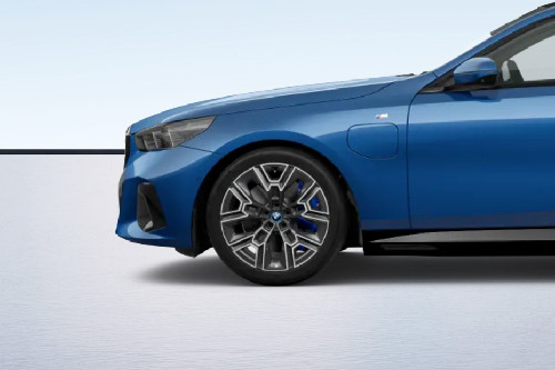 ซีรีย์ 5 ซีดาน Wheel