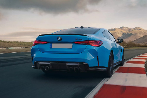 เอ็ม 4 คูเป้ Rear angle view