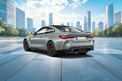 Rear Cross Side View of บีเอ็มดับเบิลยู เอ็ม 4 คูเป้