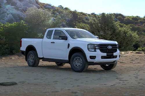 ฟอร์ด Ranger Front Cross Side View