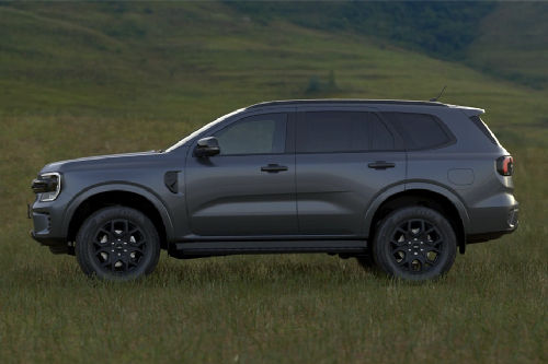 Ford Everest Sport Full Side View