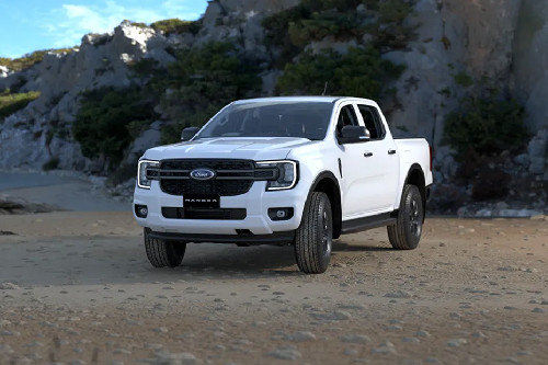 ฟอร์ด Ranger XLS Front Side View